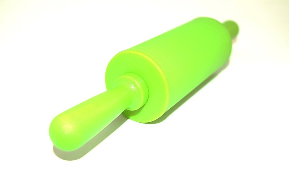 Remeel Silicone Rolling Pin Non-stick Surface PP Plastic Handle (Adult, Red) N12