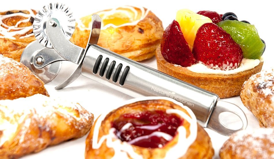 Pastry and Ravioli Cutter Wheel by Natures Kitchen Commercial Grade Stainless Steel N3
