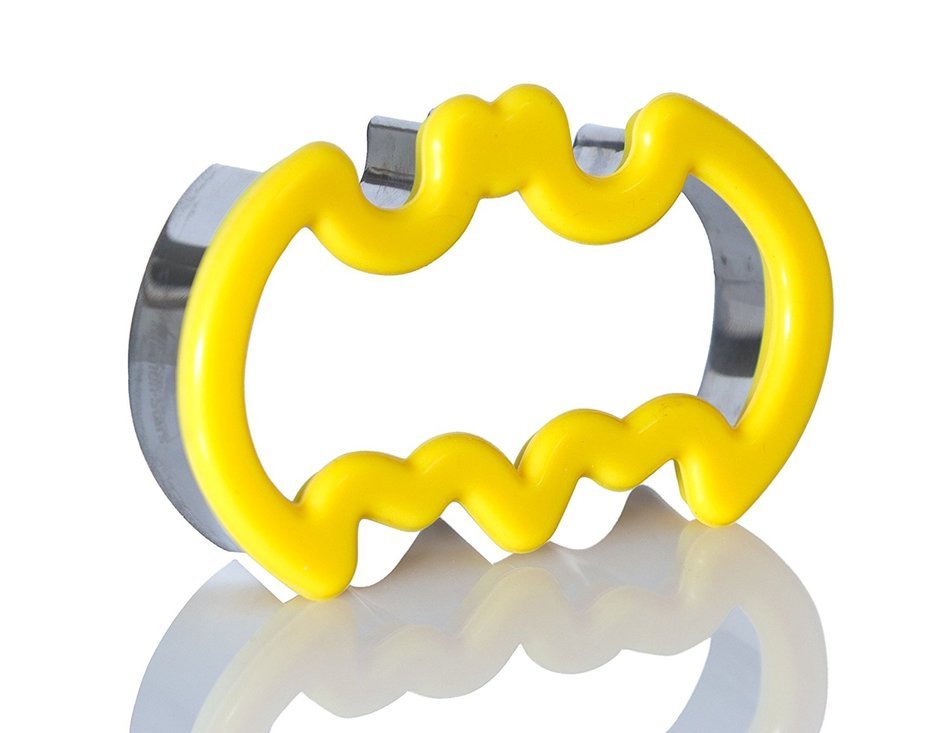 Batman Cookie Cutter, Batman Sandwich Cutter, Stainless Steel Metal With Silicone Rubber Comfort Grip For Kids... N2