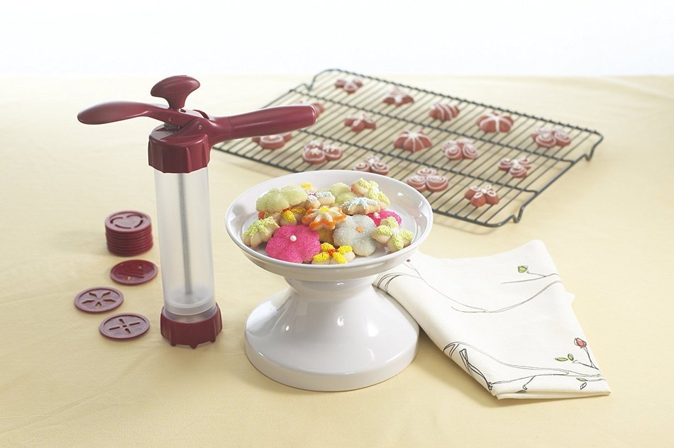 Nordic Ware Spritz Cookie Press N2