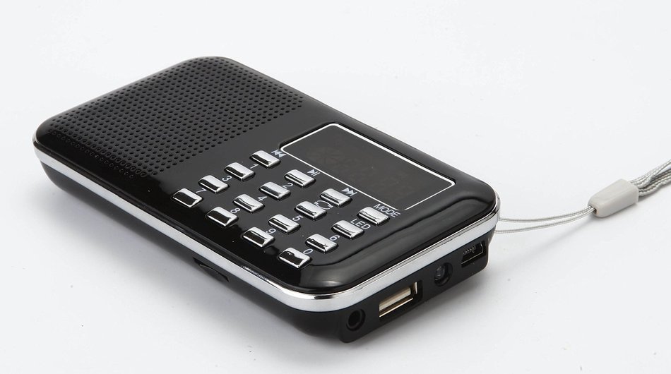 Ohala Mini Portable Am/Fm Radio Digital MP3 Music Player Support Micro SD/TF Card USB Disk N55