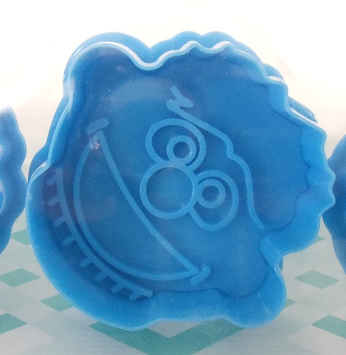 Sesame Street 2" Mini Birthday Party Favor Cookie Cutter Set Featuring Cookie Cutters of Elmo, Ernie, Cookie Monster... N4
