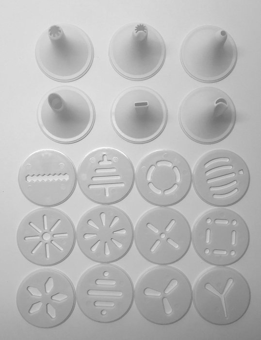 JJMG NEW Comfort Grip Stylish Cookie Press Kit Cake Cookies Making Decorating Gun &ndash; 12 Discs and 6 Icing tips N4