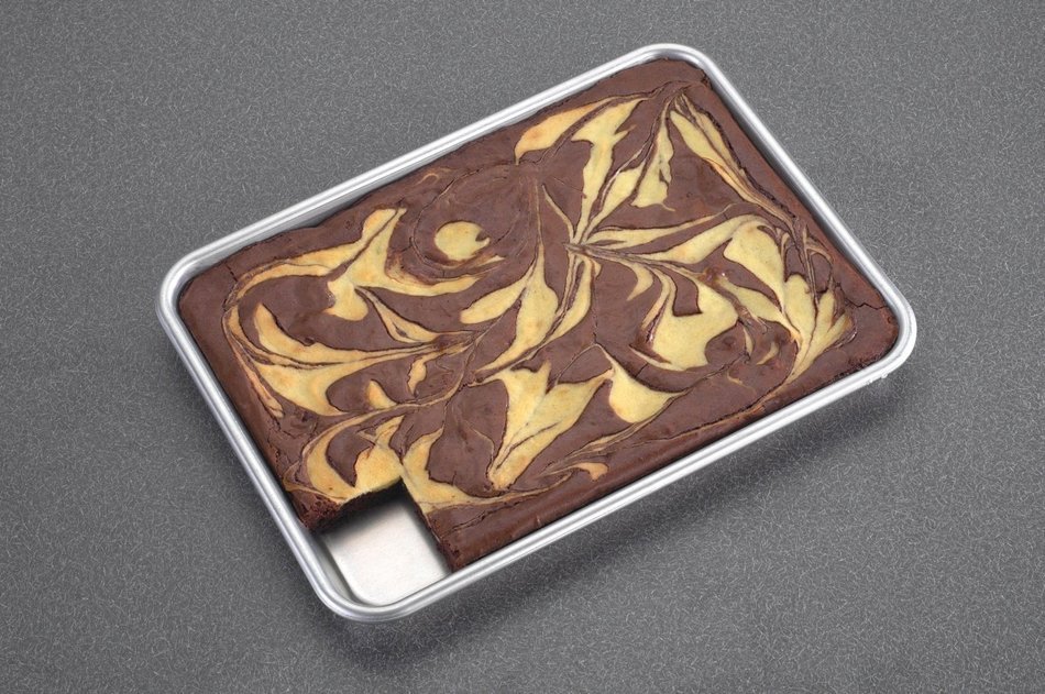 Nordic Ware Natural Aluminum Commercial Large Classic Cookie Sheet N14