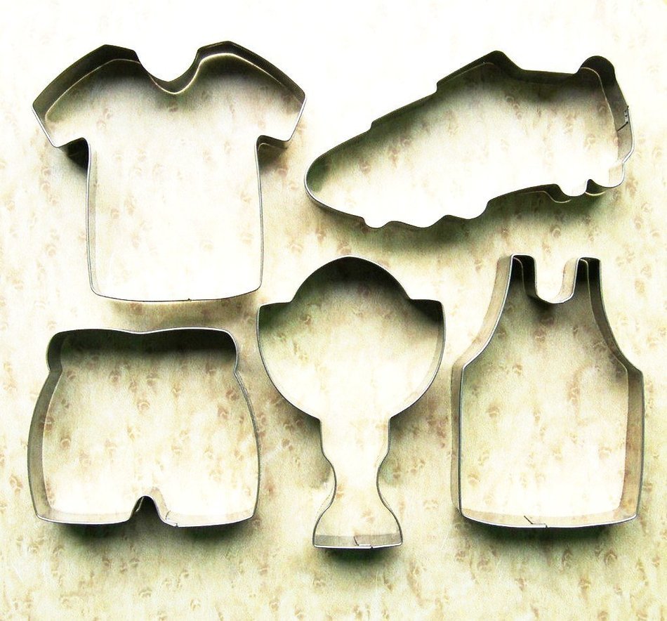 LAWMAN Sport wear soccer shoe jersey pants prize cup fondant pastry baking cookie cutter set