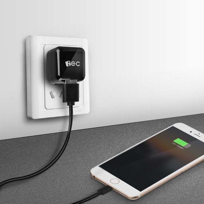 EC Technology 4A 3 port 20W USB Wall Charger with Auto IC (Foldable Plug) adapter for iPhone SE/6s/6/6 Plus, iPad... N27