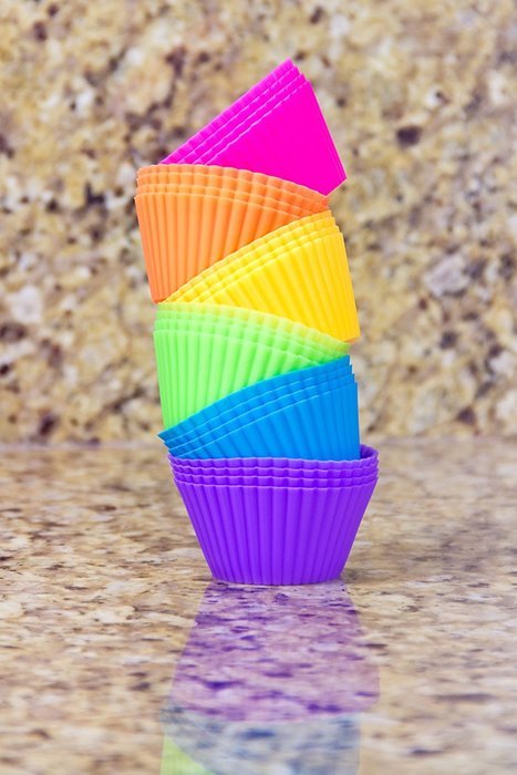 48 Pack of Reusable Silicone Baking Cups / Cupcake Liners with Silicone Spatula From Kitchen Fanatic N9