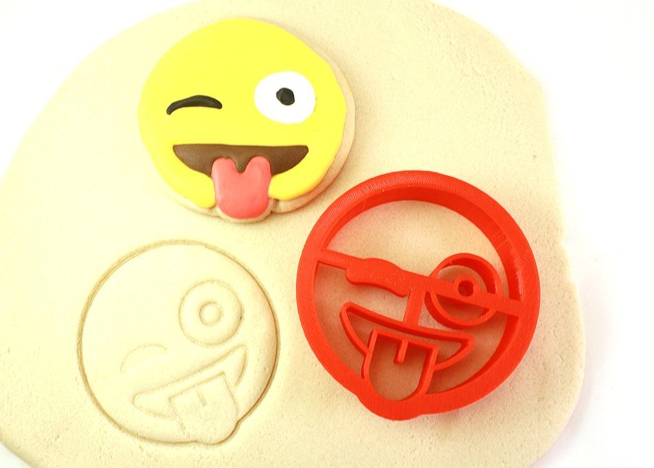 3-Pack Funny Emoji Cookie Cutters N7
