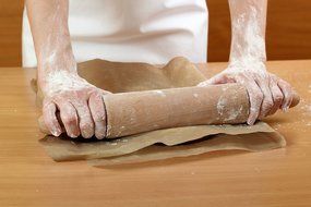 Beyond Gourmet Unbleached Parchment Paper, 71-Square Foot Roll N3