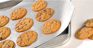 Bluetech Non Stick Baking Sheets are foil coated with exclusive cover Eterna, which is most advanced nonstick...