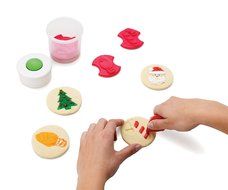Chef'n Christmas Cookie Stamp and Cutter Set (Holiday Shapes) N7