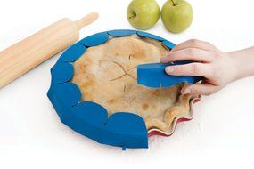 Talisman Designs Pastry Wheel Decorator, Beautiful Pie Crust, Easy to Use, Easy to Clean N12