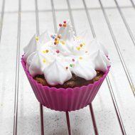 Webake 2.8&quot; Standard Size Silicone Baking Cups, Cupcake Liners, Muffin Cups (24-pack) N6