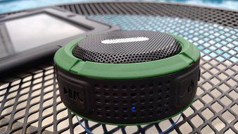 ShiZ 3.0 Wireless Bluetooth 5W Speaker Waterproof/Speakerphone/Suction Cup/Micro SD/Carbine Clip-Olive Green N3