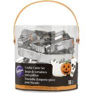 Wilton 2308-2014 Halloween Metal Cookie Cutter Tub N2