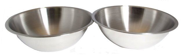 SET OF 2 - 7 3/4 Inch Wide Stainless Steel Flat Rim Flat Base Mixing Bowl N2