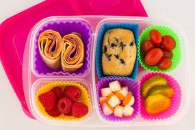 Pantry Elements Silicone Cupcake Liners / Baking Cups - 12 Vibrant Muffin Molds in Storage Jar N8