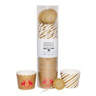 Simply Baked Small Paper Baking Cups &amp; Cake Toppers, Red N15