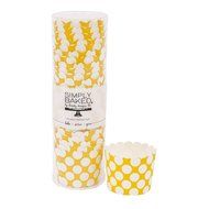 Simply Baked Small Paper Baking Cups &amp; Cake Toppers, Red N22