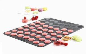 Mastrad Small Macaron Baking Sheet N2