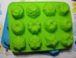 Silicone Cake Mold Pan 12 Per Sheet Flowers N4