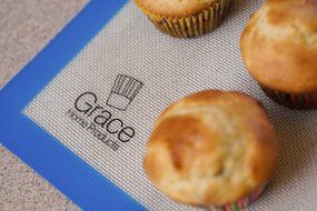 Reusable Non-stick Silicone Baking Mat, Cookie Sheet Liner, Bakeware Sheet, While Being Eco-friendly and Fully... N2