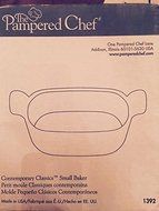 Pampered Chef Contemporary Classics Small Baker with Handles New