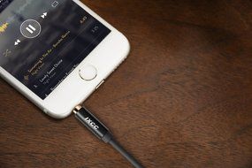 iXCC 4Ft Male to Male 3.5mm Universal Auxiliary Audio Stereo Cable for All 3.5mm-Enabled Devices, Apple, Samsung... N2