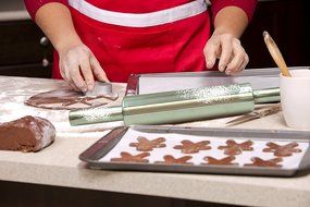 Stainless Steel Rolling Pin - Non-Stick and Freezer Safe for Keeping Dough Cool (Stainless Steel, 10 Inch) N3