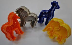 NY CAKE Animal Plunger and Cutter, Set of 4