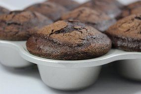 Baker's Edge - Better Muffin Pan - Cupcake Pan N2