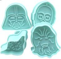 4-Pack of Star Wars Plunger Cookie Cutter Sets with 4 Different Characters in Each Set N4