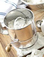 Fox Run 3-Cup Stainless Steel Flour Sifter N2