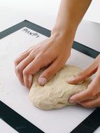 Lekue Silicone Baking Mat, 23.6-Inch by 15.7-Inch N4
