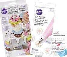Cupcake Decorating Kit - Wilton Cupcake Decorating Set with 4 large Decorating Tips, Wilton Pack of 12 Disposable...