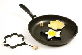 Norpro Nonstick Star and Flower Pancake Egg Rings, Set of 2 N2
