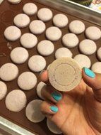 Happyhomin 48-Capacity Silicone Macaron Macaroon Mat Fondant Oven Baking Mat DIY Sheet Cake Molds N2