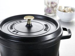 Staub USA Black 2.75 Qt. Round Cocotte N3