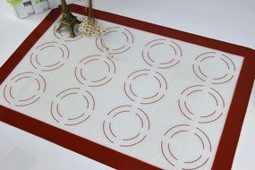 Homankit Silicone Baking Mat for Large Macarons - 11 5/8" x 16 1/2" Non-Stick Cookie Baking Sheet - Red N3