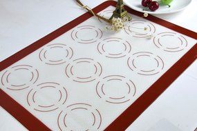 Homankit Silicone Baking Mat for Large Macarons - 11 5/8" x 16 1/2" Non-Stick Cookie Baking Sheet - Red N4