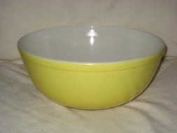 Vintage Pyrex " YELLOW " 4 Quart Mixing Batter Nesting Bowl #404