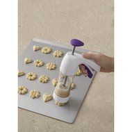 Wilton Simple Success Cookie Press N4