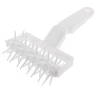 Water &amp; Wood White Plastic 64 Spikes Pastry Dough Roller Docker 7.8" Long