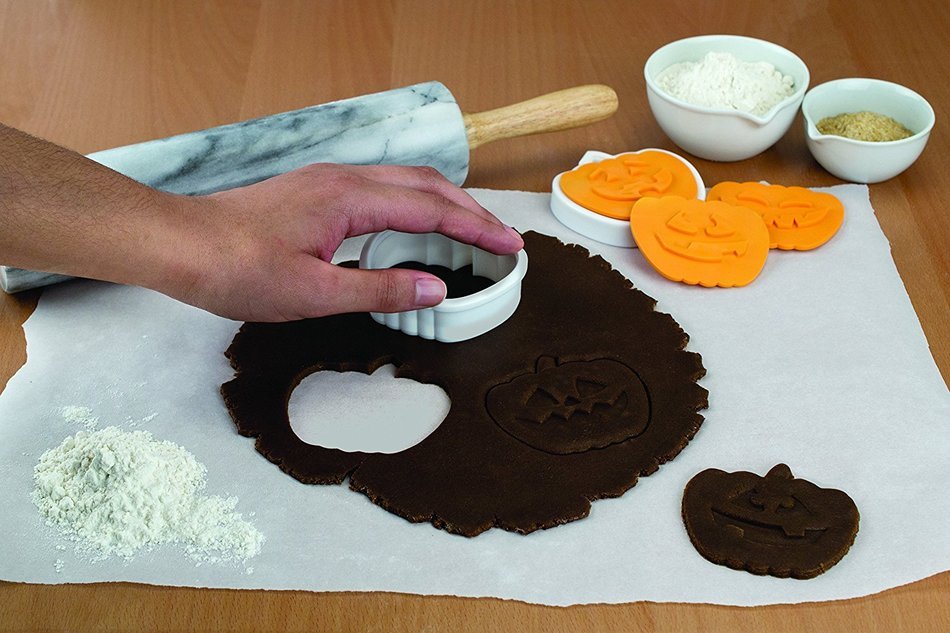 Tovolo Comic Burst Cookie Cutters N4