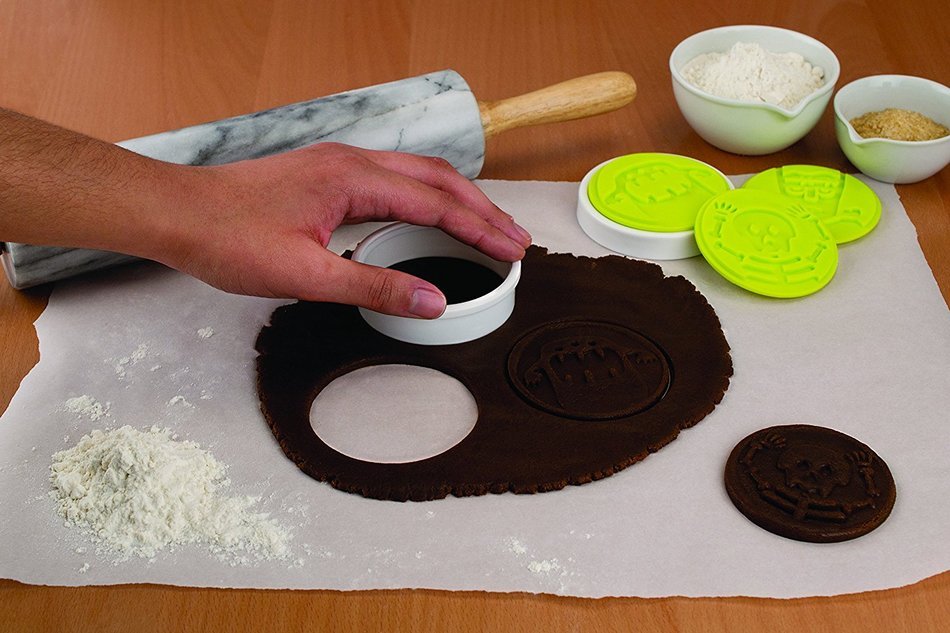 Tovolo Comic Burst Cookie Cutters N24