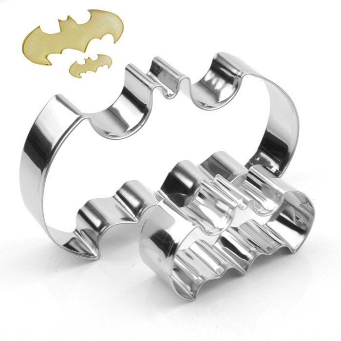 GXHUANG Batman Cookie Cutters Set - Stainless Steel, Set of 2, for Anniversary Birthday Wedding Party