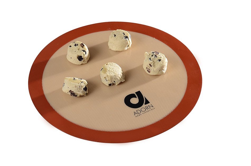 Adorn Non-stick Silicone Baking Mats - 2 Pack (9" Round) N6