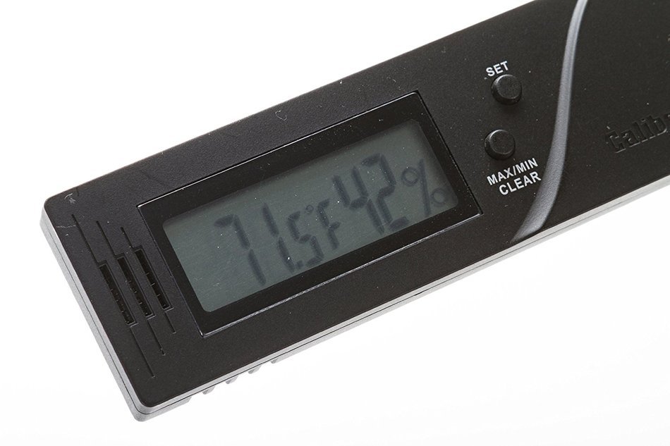 Caliber IV Digital Hygromter by Western Humidor N3