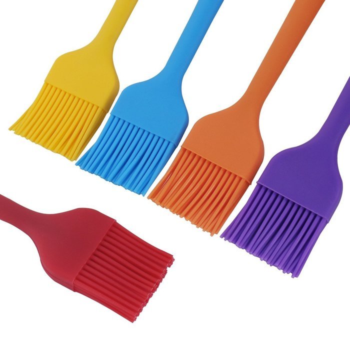 Four Stones Silicone Basting Pastry and BBQ Brushes durable,soft & flexible, 5 different colours per set, perfect... N9