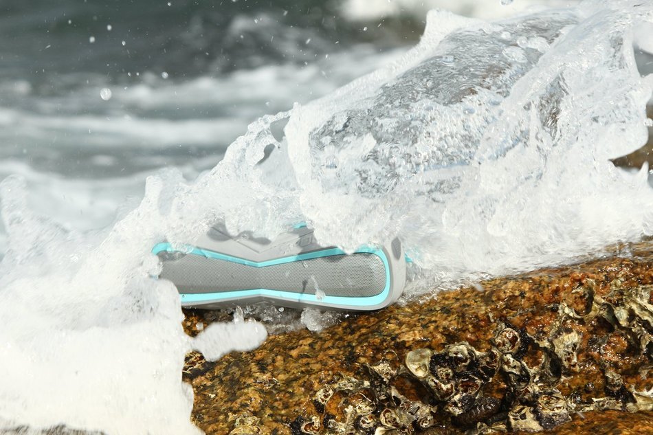 Waterproof IPX7 Wireless Bluetooth 4.1 Outdoor Speaker, Marine and Waterproof Bluetooth Speaker for iPhone, Android... N15